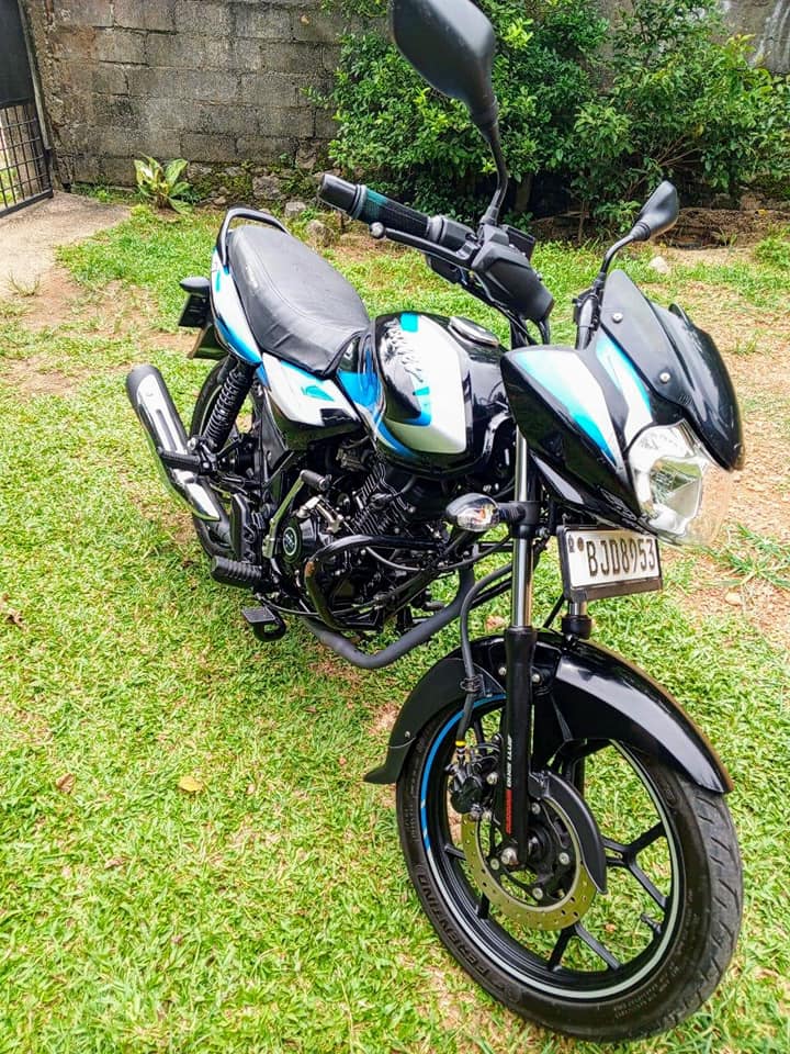 Bajaj Discover 125 for sale