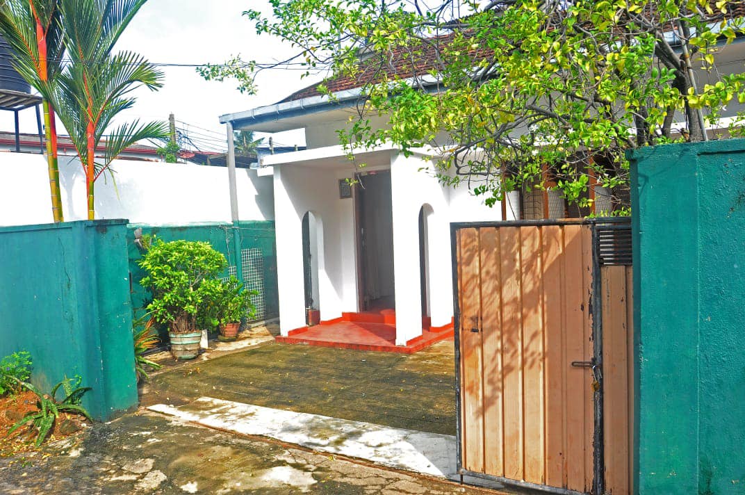 Old House for Sale in Jaffna