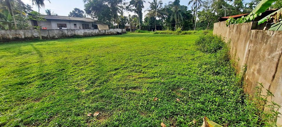 Land For Sale in Inuvil