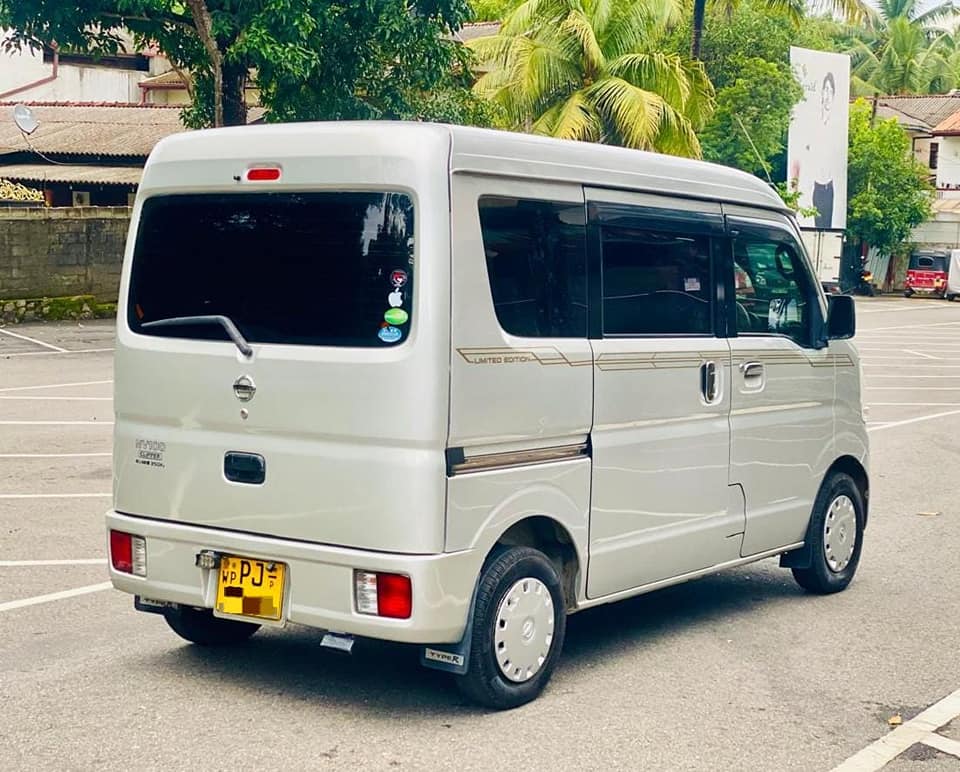 Nissan Clipper 2015/2018 van for sale