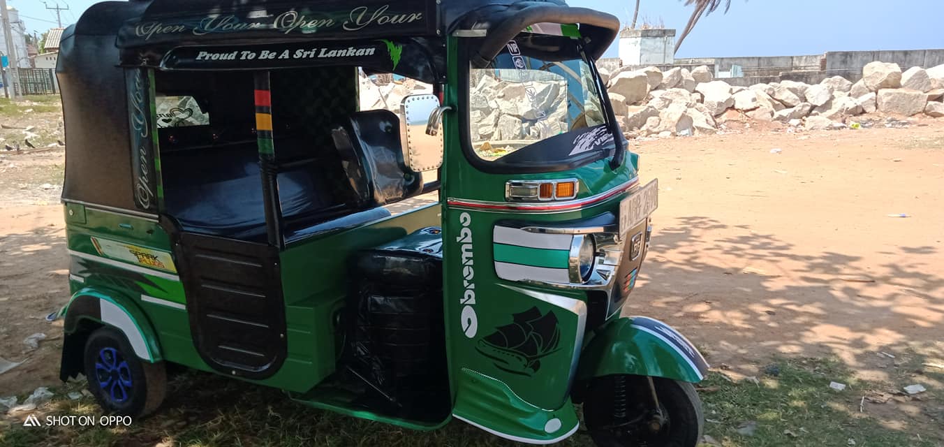 Three Wheeler for Sale in Sainthamaruthu