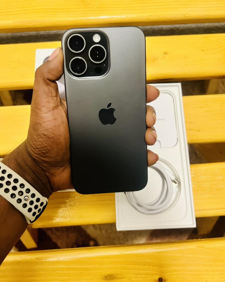 iPhone 15 Pro Max for Sale in Vavuniya