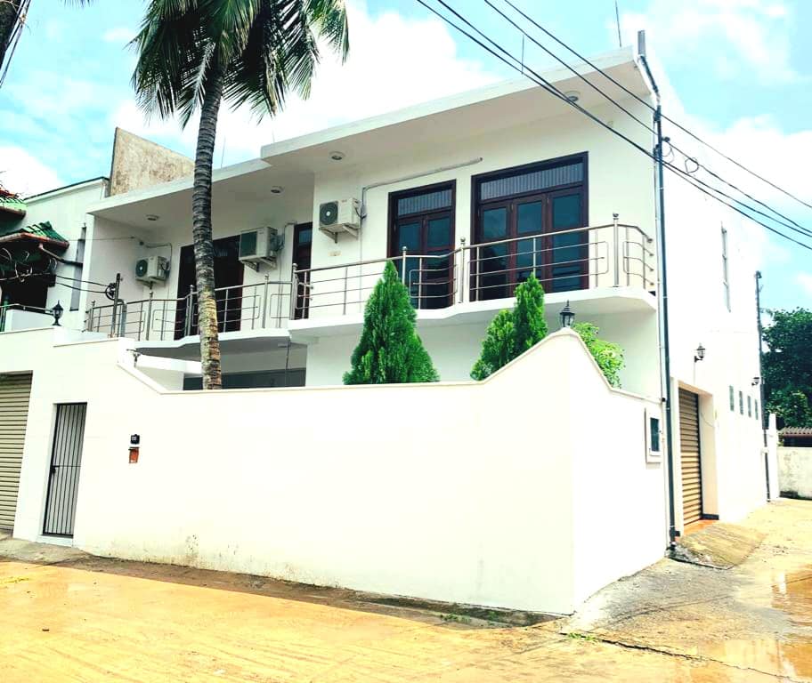 Two-Story House for Sale in Battaramulla