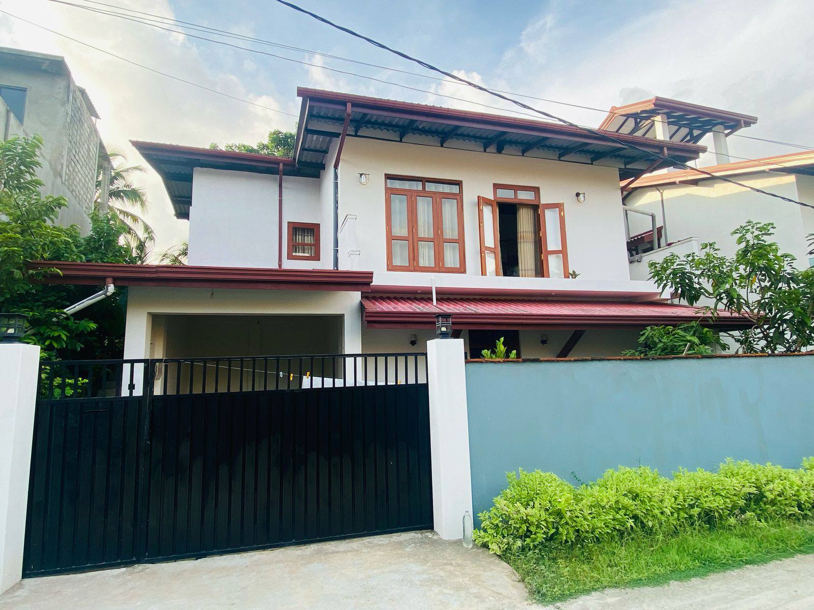 Two-Story House for Rent in Panadura-Pinwattha