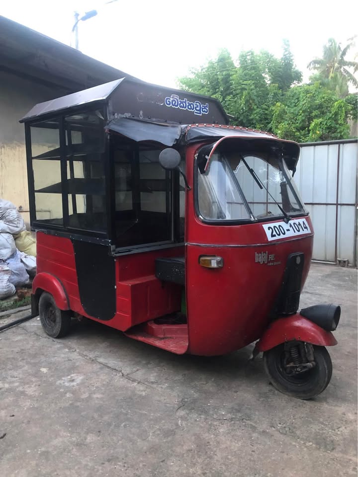 Bajaj 2 Stroke Choon Paan Three Wheel For Sale